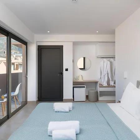 Golden Bee Lifestyle 4*