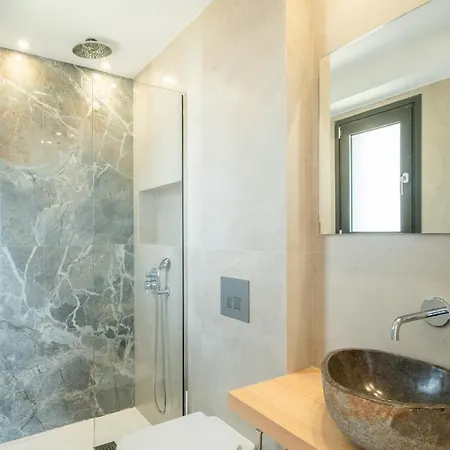 Hotel Golden Bee Lifestyle