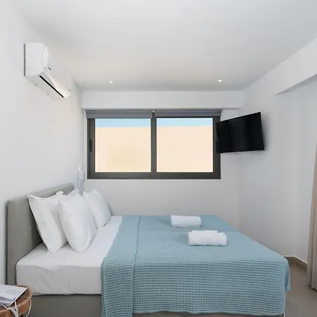 Golden Bee Lifestyle Hotel
